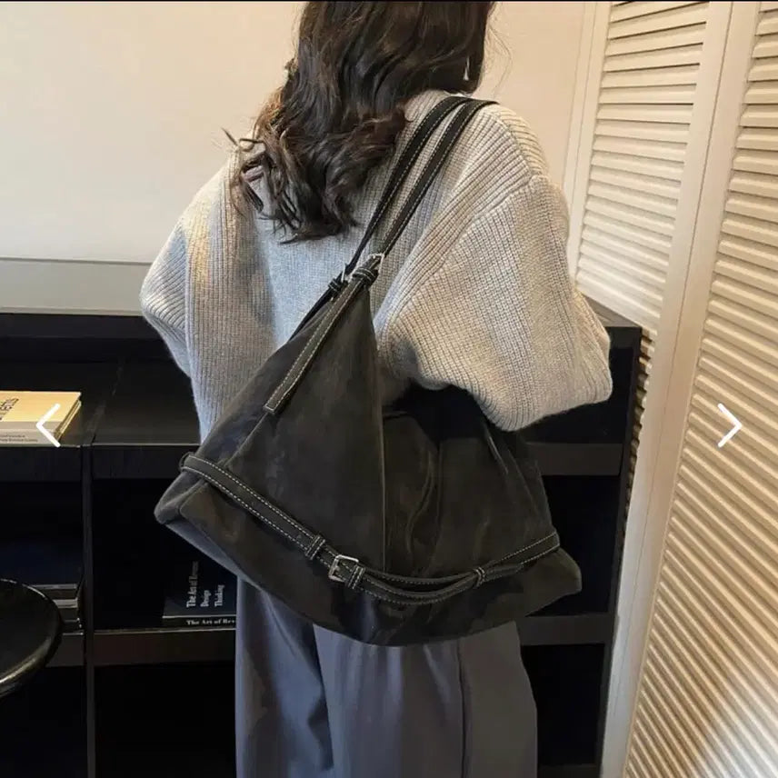 [BUNJANG] Modern Suede Shoulder Bag / (새상품) 모던한 스웨이드 숄더백