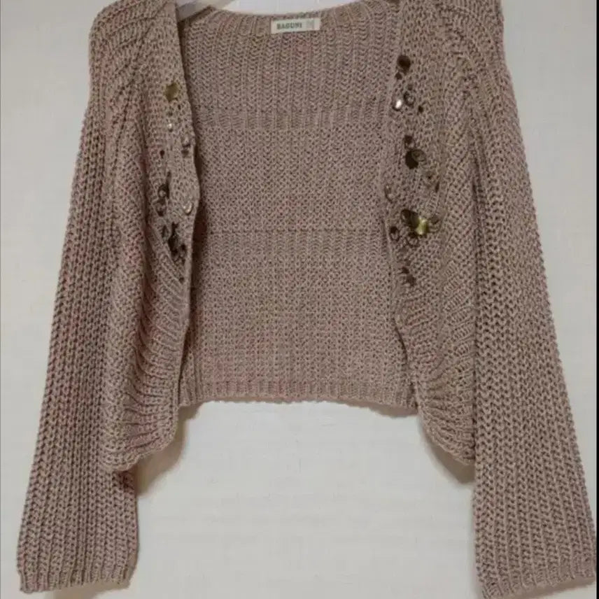 [BUNJANG] Beige Sequin & Bead Embellished Cropped Knit Bolero Cardigan / 크롭 니트 볼레로 가디건