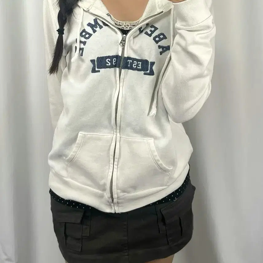 [BUNJANG] Abercrombie White Hoodie Zip-Up M / 아베크롬비 화이트 후드집업