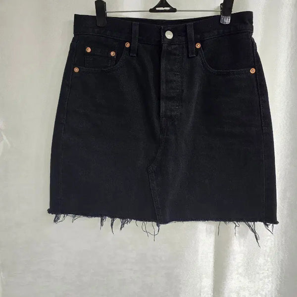 [BUNJANG] Levi's Black Denim Mini Skirt / 리바이스 데님 스커트 블랙 (2096)