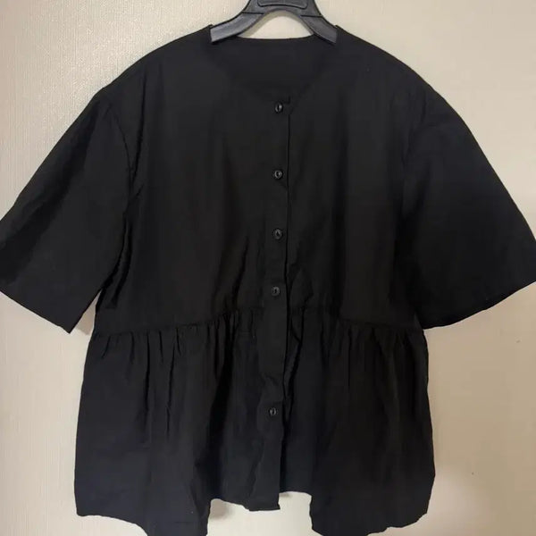 [BUNJANG] Frill Half-Sleeve Blouse Black / 베이비돌 반팔 블라우스 블랙