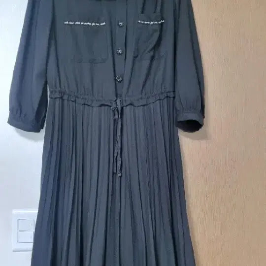 [BUNJANG] Olive des Olive Sailor Collar Pleated Dress Size 2 / 올리브데올리브  세일러카라플리츠원피스 2사이즈