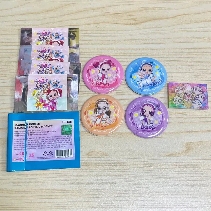 [BUNJANG] Redy Collab Cafe Pin Button Badge Acrylic Magnet Bundle Set / 레미 콜라보카페 핀버튼 뱃지 아크릴 마그넷 브이스퀘어 일괄