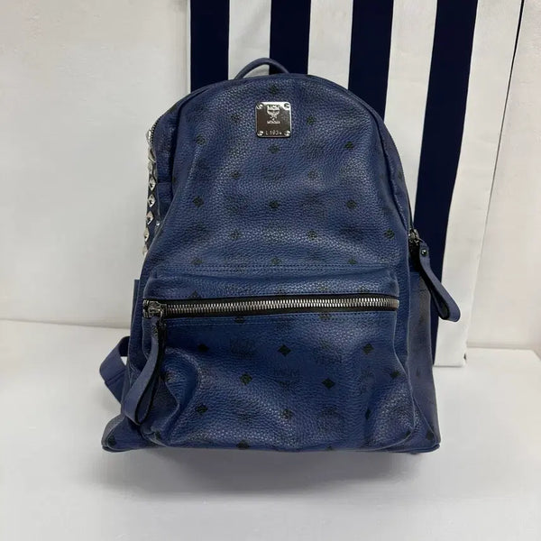[BUNJANG] MCM Studded Visetos Backpack Navy Blue / MCM 엠씨엠 스터드 비세토스 백팩 가방 네이비블루
