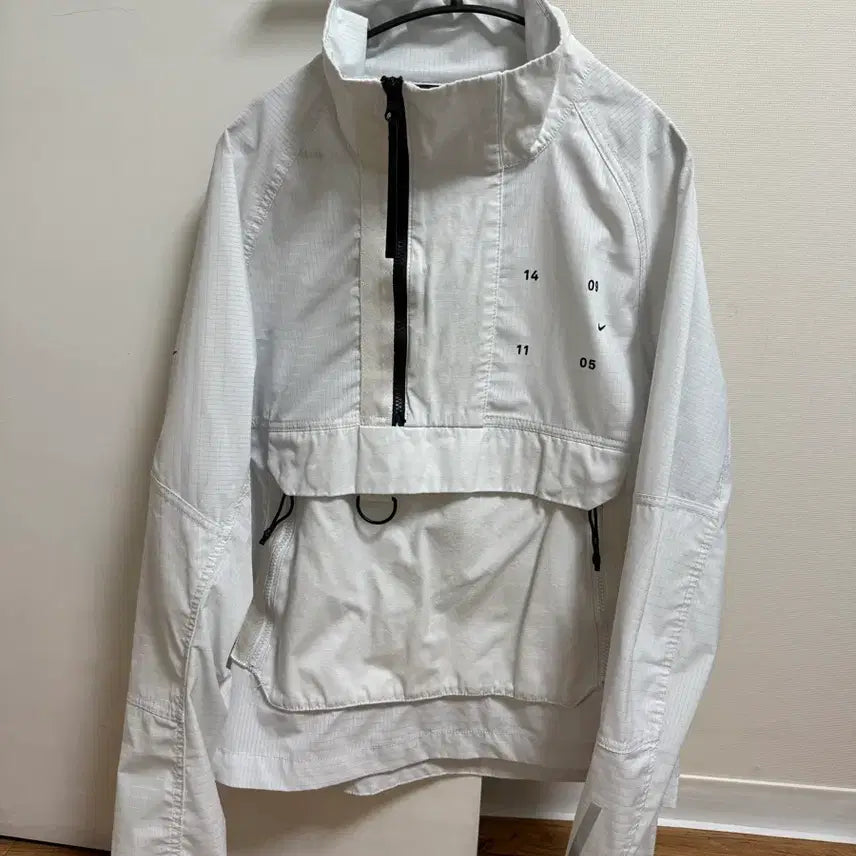 [BUNJANG] Nike NSW Tech Pack Engineered Anorak White M / 나이키 NSW 테크팩 엔지니어드 아노락 M