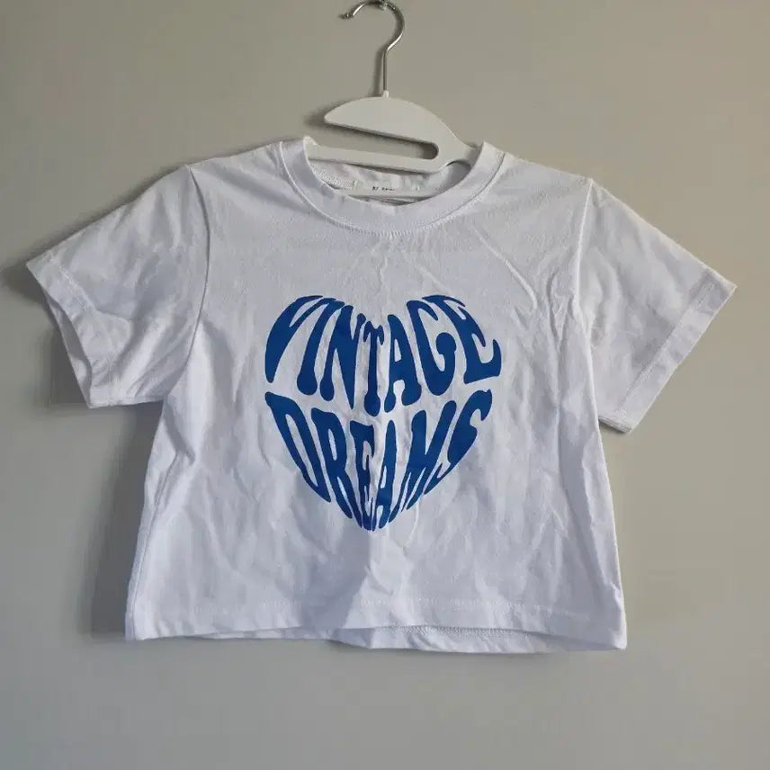 [BUNJANG] White Heart Graphic Cropped T-Shirt / 하트 반팔 크롭 티셔츠