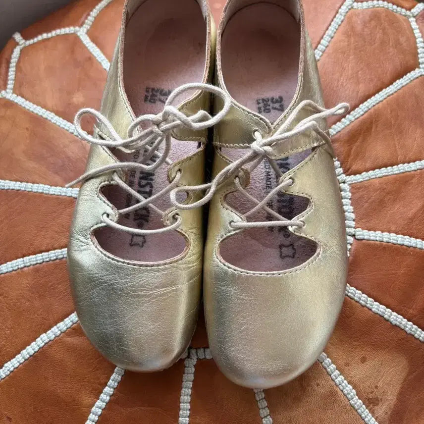 [BUNJANG] Birkenstock Gold Lace-Up Shoes / 버켄스탁 골드 레이스업 슈즈