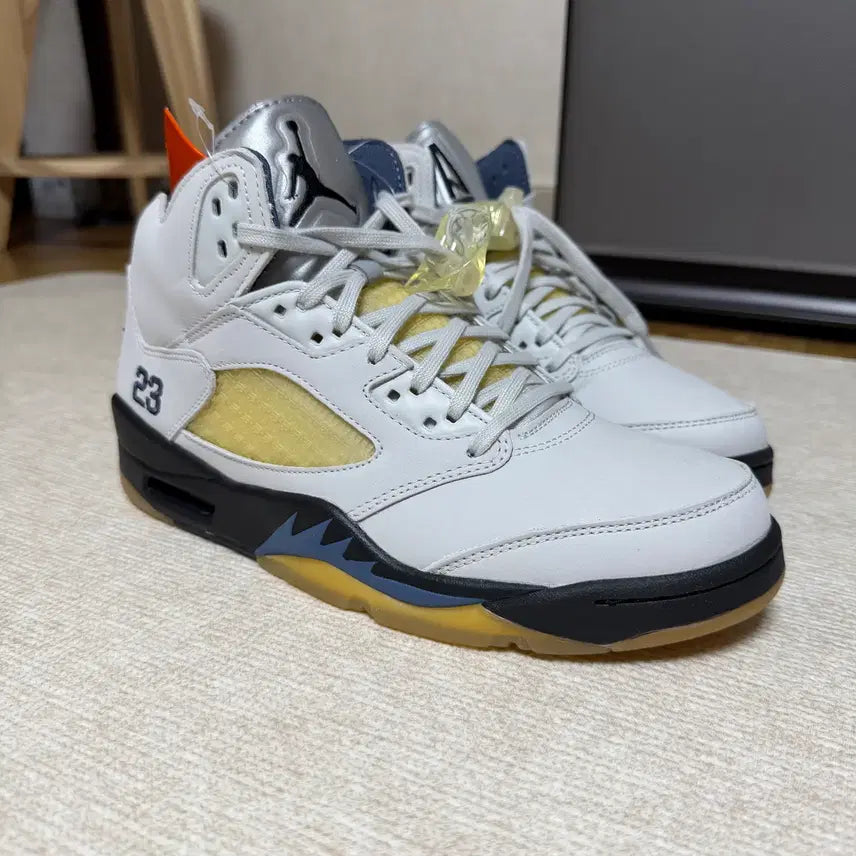 [BUNJANG] Air Jordan 5 x A Ma Maniére Retro (Women's 275) / 조던 5 x 아 마 마니에르 레트로 던 / W)275