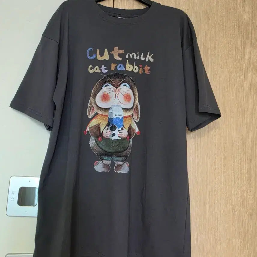 [BUNJANG] Graphic Print Short Sleeve T-Shirt / 그래픽 프린트 반팔 티셔츠