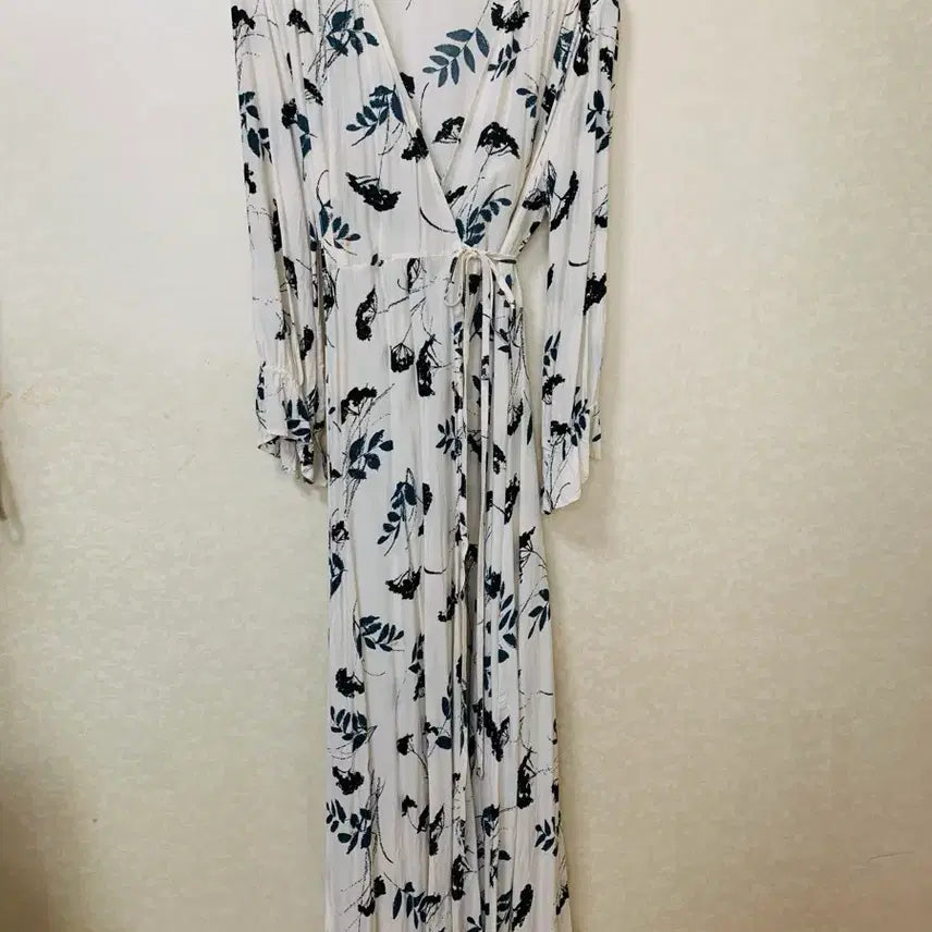[BUNJANG] Two-Way Robe Long Dress / 로브겸용 롱원피스