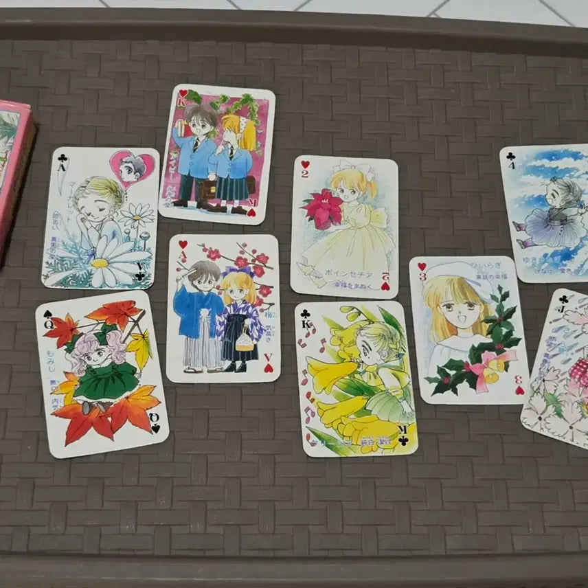 [BUNJANG] Vintage Japanese Manga Illustration Card Deck - Floral Trump Cards / [고전 문구] 지류 만화 일러스트 카드 다꾸 빈티지 미소녀 트럼프