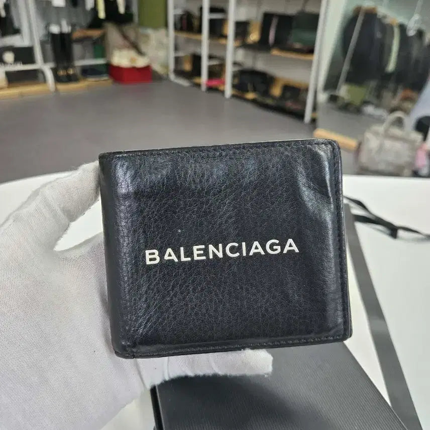[BUNJANG] Balenciaga Logo Bifold Wallet / [정품] 발렌시아가 로고 반지갑