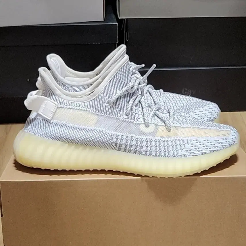 [BUNJANG] Adidas Yeezy Boost Static 350 (Size 285) / 아디다스 285 이지부스트 스태틱 350