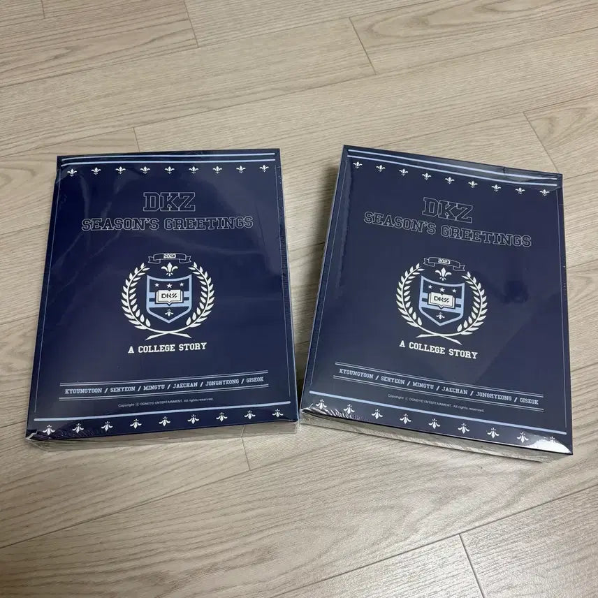 [BUNJANG] DKZ 2023 Season's Greetings Sealed / DKZ 디케이지 2023 시즌그리팅 시그 미개봉