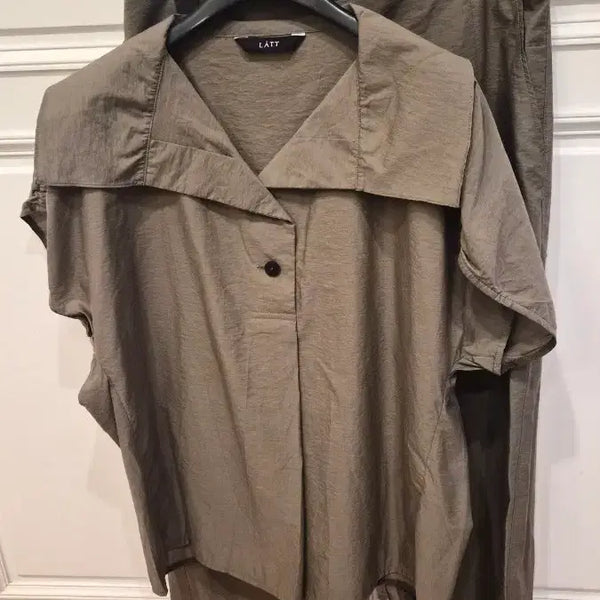 [BUNJANG] Hanstyle Lett Double Collar Shirring Blouse & Pants Set / 한섬 래트[셋업]더블칼라 셔링 슬리브블라&팬츠