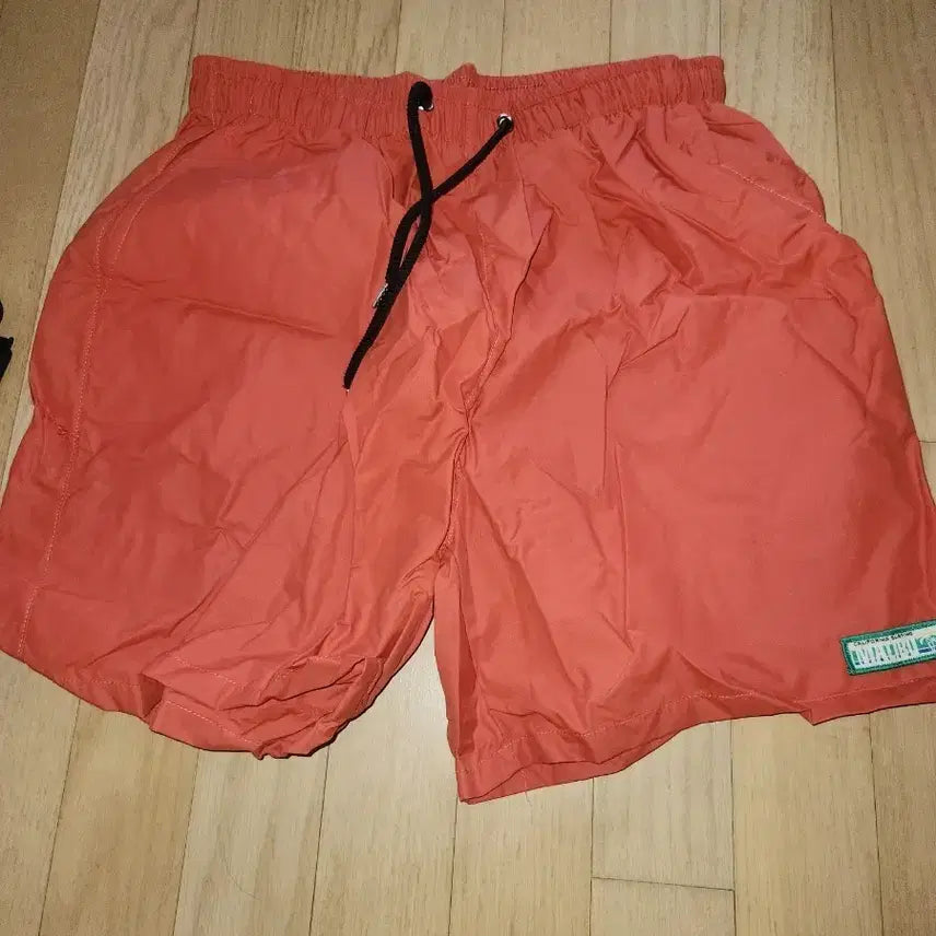 [BUNJANG] Malibu Nylon Shorts / (Malibu) 브랜드 나일론 반바지입니다