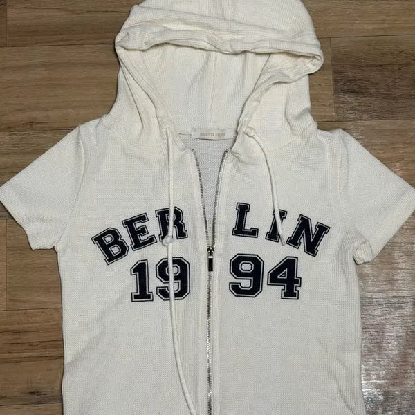 [BUNJANG] Half-Sleeve Hoodie Zip-Up / 반팔 후드집업(7월할인중)