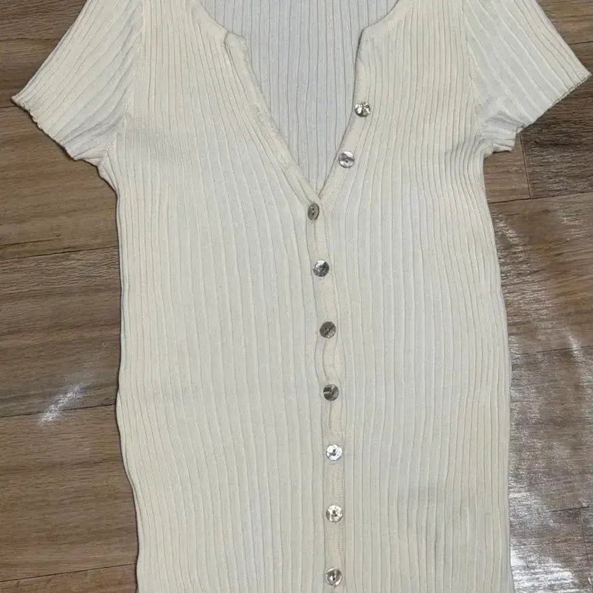 [BUNJANG] Common Unique Cream Ribbed Short Sleeve Knit / [커먼유니크] 크림색 골지 반팔 니트(7월할인중)