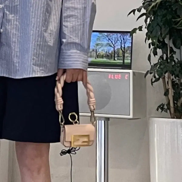 [BUNJANG] Fendi Mini Baguette Bag (2 Straps) / 펜디 미니 바게트백(스트랩 2개)