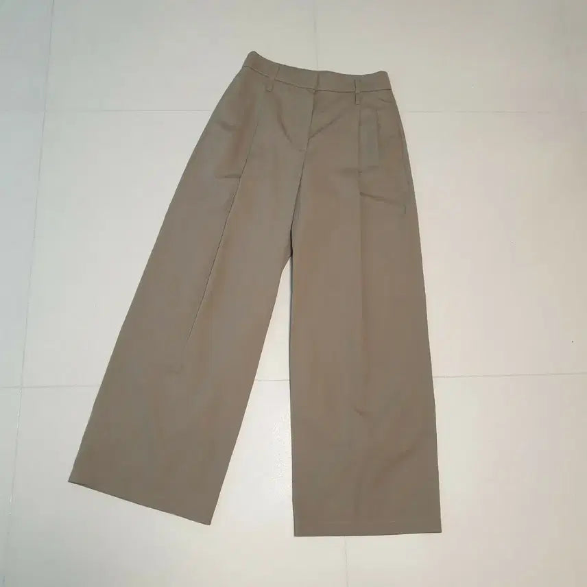[BUNJANG] The Cashmere Wide Slacks Pants Beige / 더캐시미어 와이드 슬랙스 팬츠 61