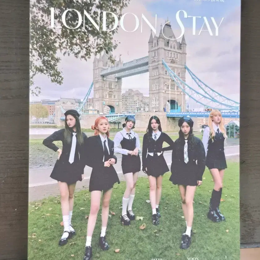 [BUNJANG] STAYC London Stay Photobook / 스테이씨 런던스테이 포토북 판매해요! 수민시은아이사 세은윤재이