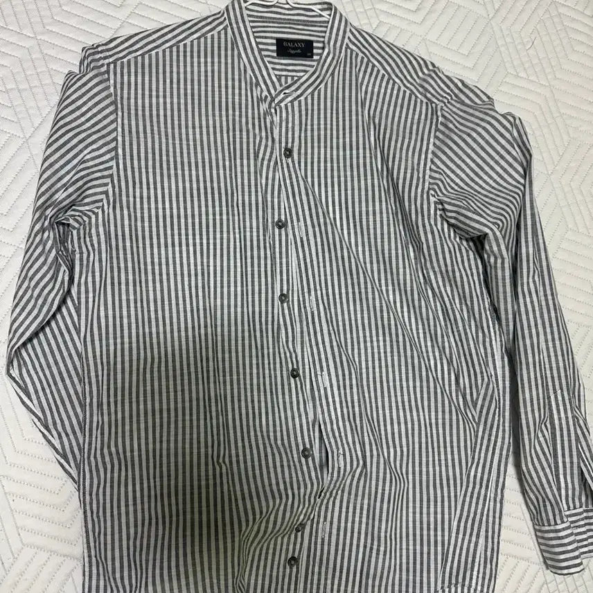 [BUNJANG] Galaxy Suzielo Stripe Henley Neck Shirt Size 100 / 갤럭시 수젤로 스트라이프 헨리넥 셔츠 100사이즈