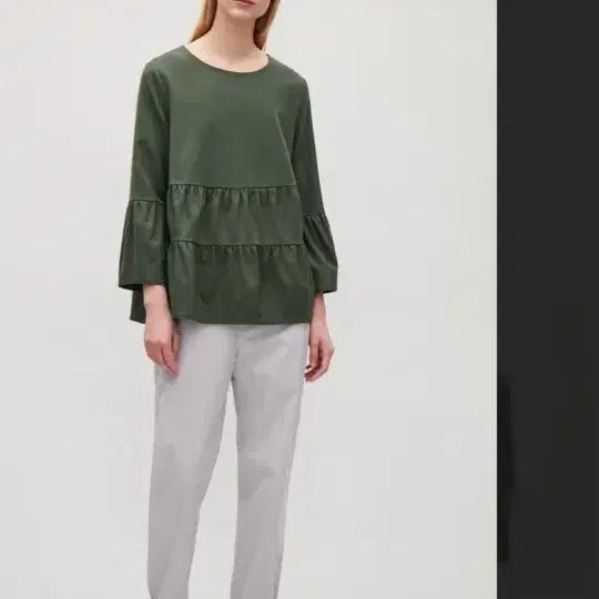 [BUNJANG] COS Women's Frill Tiered Blouse / COS 여성 프릴 캉캉 블라우스