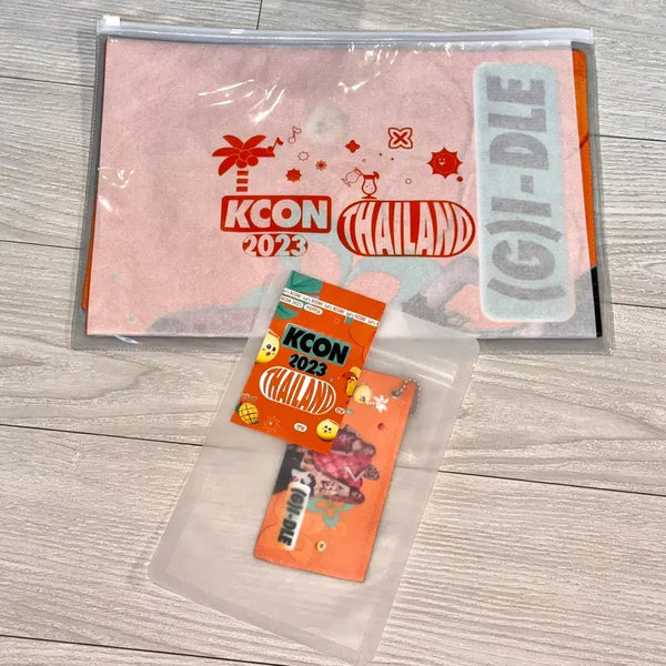 [BUNJANG] (G)I-DLE KCON 2023 Slogan & Keyring Set / 아이들 KCON 2023 슬로건 + 키링 세트