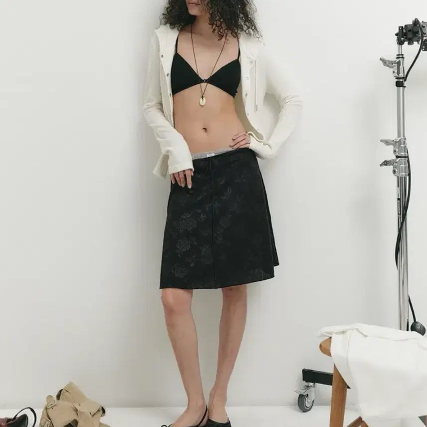 [BUNJANG] Soa Fleur De Lis Midi Skirt / 소플러  / 플레르드 미디스커트