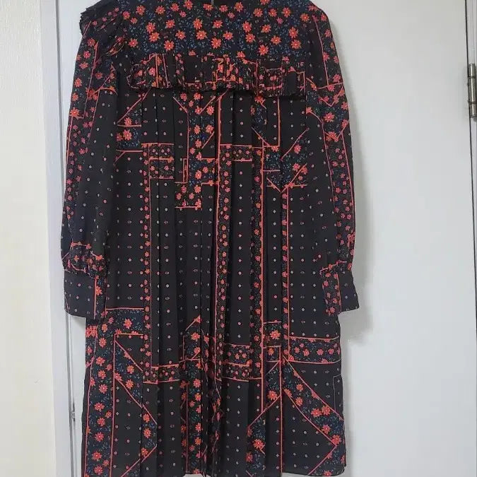 [BUNJANG] Lucky Chouette Floral Patchwork Midi Dress / 럭키슈에뜨 원피스