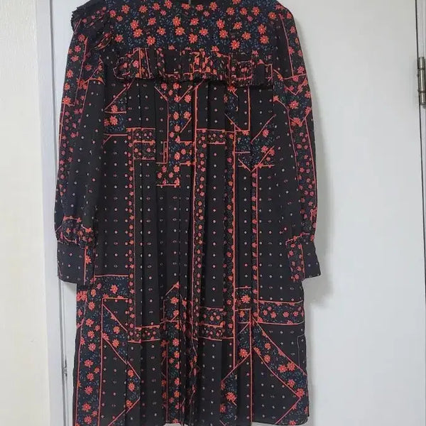 [BUNJANG] Lucky Chouette Floral Patchwork Midi Dress / 럭키슈에뜨 원피스