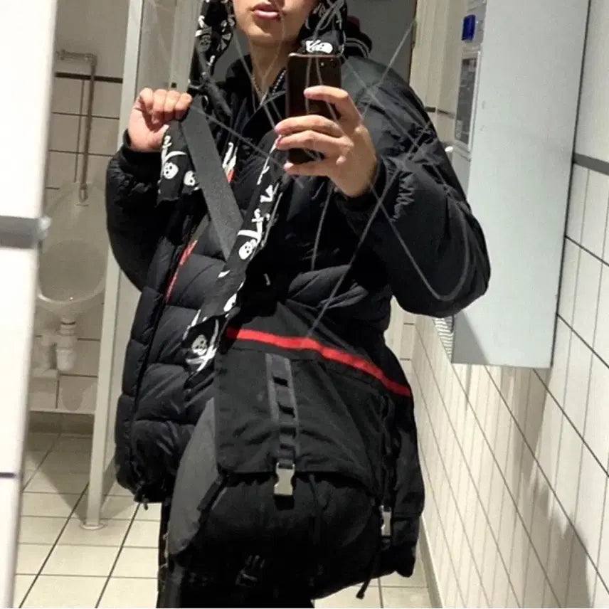 [BUNJANG] Prada Sport Linea Rossa Nylon Messenger Crossbody Bag / 프라다 스포츠 리네아 로사 나일론 메신저 크로스백