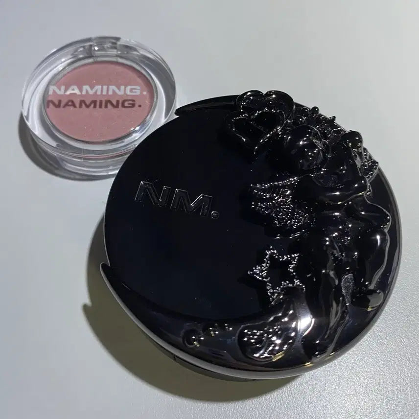[BUNJANG] Naming X Heja Boy Cushion (19N) + FEEG Blusher / [새상품] 네이밍 X 허자보이 쿠션 (+네이밍 블러셔)