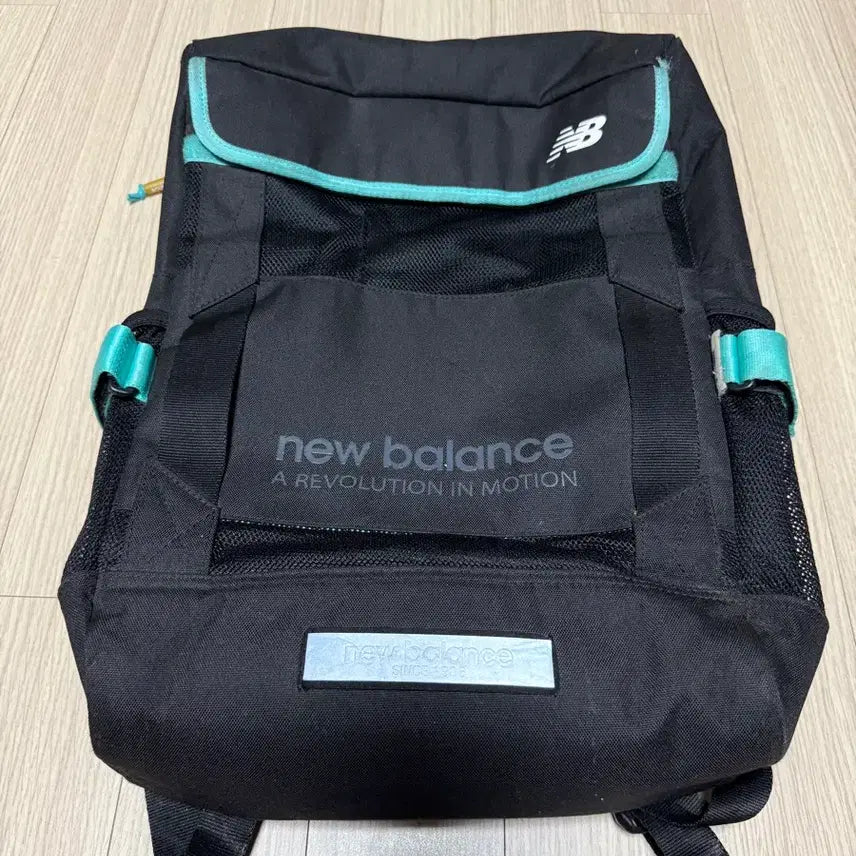[BUNJANG] New Balance Backpack / 뉴발란스 백팩 팝니다!!!