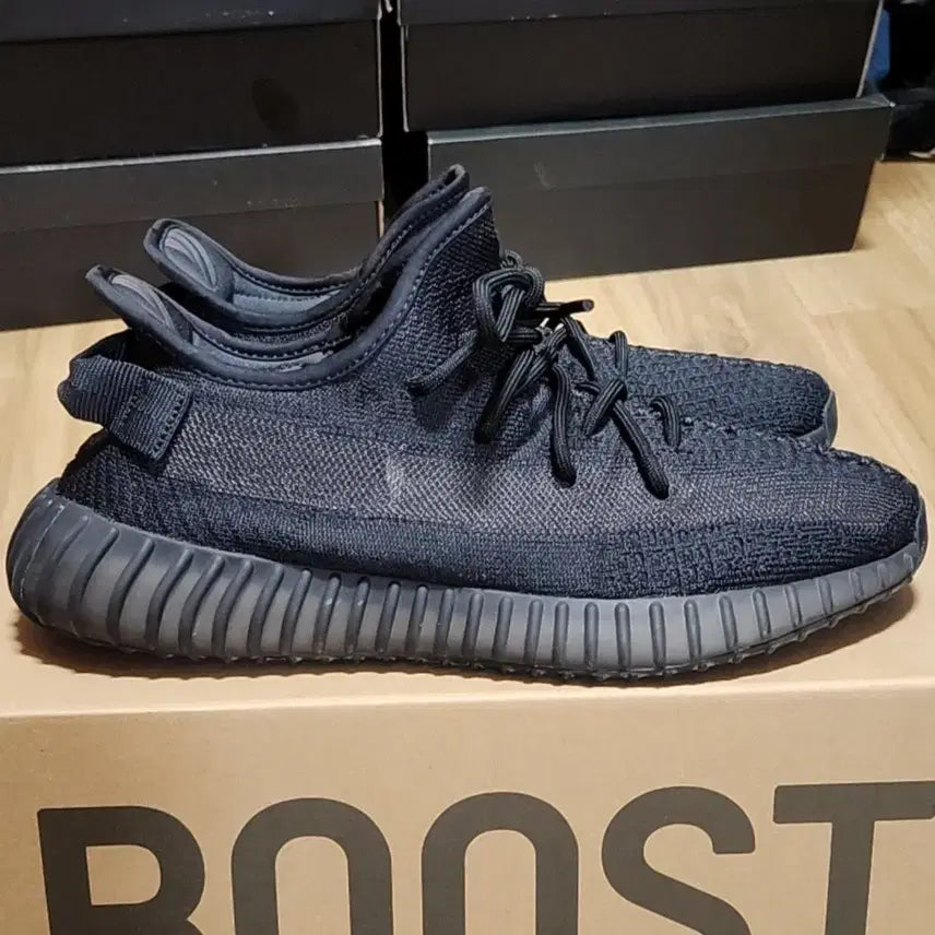 [BUNJANG] Adidas Yeezy Boost Onyx 350 V2 (275) / 아디다스 275 이지부스트 오닉스 350V2