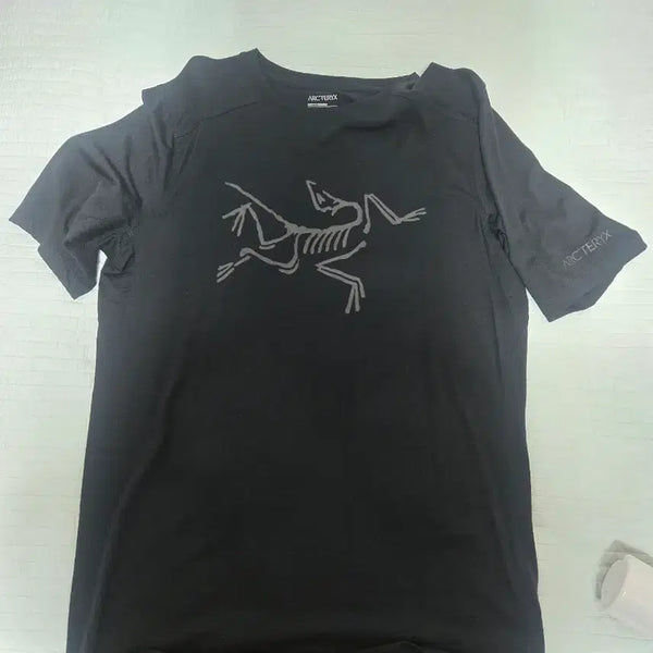 [BUNJANG] Arc'teryx Logo Short Sleeve T-Shirt / 아크테릭스
