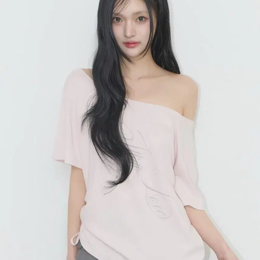 [BUNJANG] Illigo Ribbon String Off-Shoulder T-Shirt Pink / 택0 일리고 리본 스트링 오프숄더 티셔츠 핑크