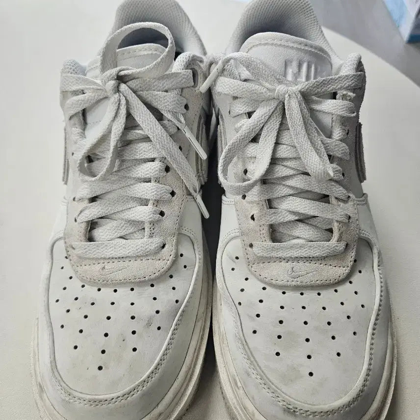 [BUNJANG] Nike Air Force 1 Luxe Summit White Sneakers (270mm) / 나이키 에어포스 1 럭스 서밋 화이트 270mm 팜. 운동화