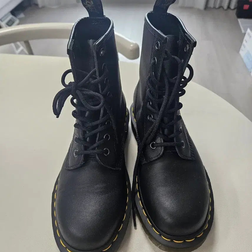 [BUNJANG] Dr. Martens Walker Boots UK 4 / 닥터마틴 워커 신발 UK4