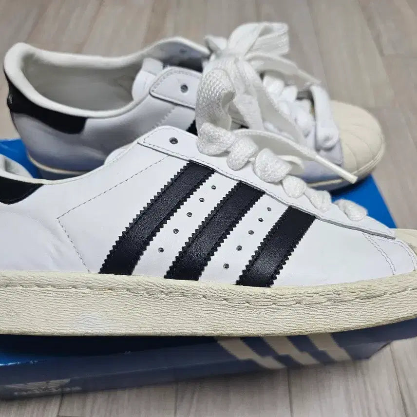 [BUNJANG] Adidas Superstar 80s Nigo White/Black (Size 255) / 아디다스 25주년 슈퍼스타 8s 니고 흰검 (255)