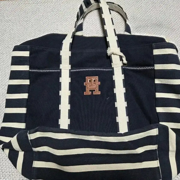 [BUNJANG] Tommy Hilfiger Canvas Tote Bag / 타미힐피거 캔버스 토트백