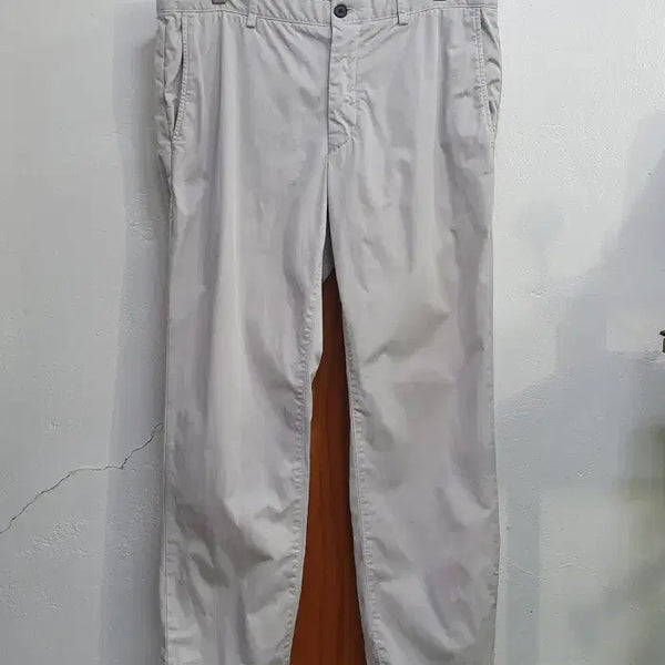 [BUNJANG] Theory Men's Chino Pants (Size 34) / Theory 띠어리 남자 치노팬츠(34)