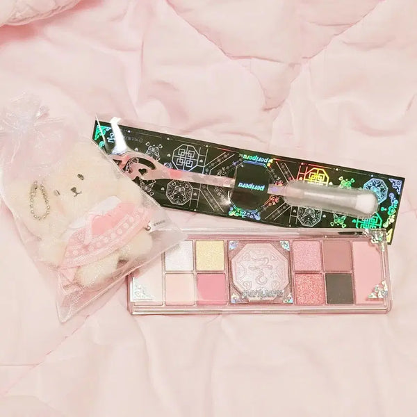 [BUNJANG] Peripera Palace Collaboration All Take Mood Like Palette (Pink Palace Entry) + Brush + Keyring / 페리페라 궁콜라보 올테이크 무드 라이크 팔레트 핑크입궁기+브러쉬+키링