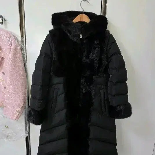 [BUNJANG] Euro Mink Goose Down Black Fur Hood Long Padding 55 / 유로 밍크 거위털 블랙 퍼 후드 롱 패딩 55