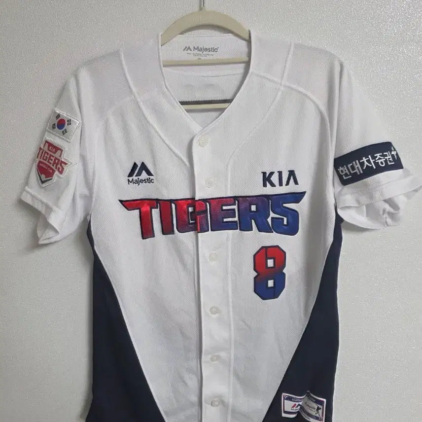 [BUNJANG] Kia Tigers Majestic Gwangbokjeol Uniform An Chi-hong Size 90 / 기아타이거즈 유니폼 마제스틱 광복절 유니폼 안치홍 90사이즈