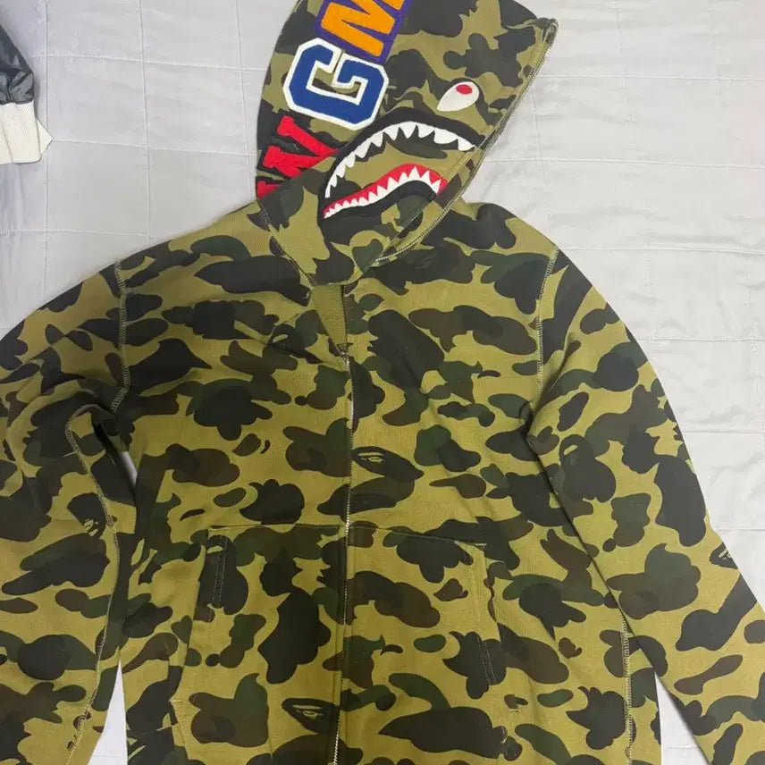 [BUNJANG] BAPE Shark Full Zip Hoodie Green Camo XL / 베이프 샤크 후드집업 녹계 XL