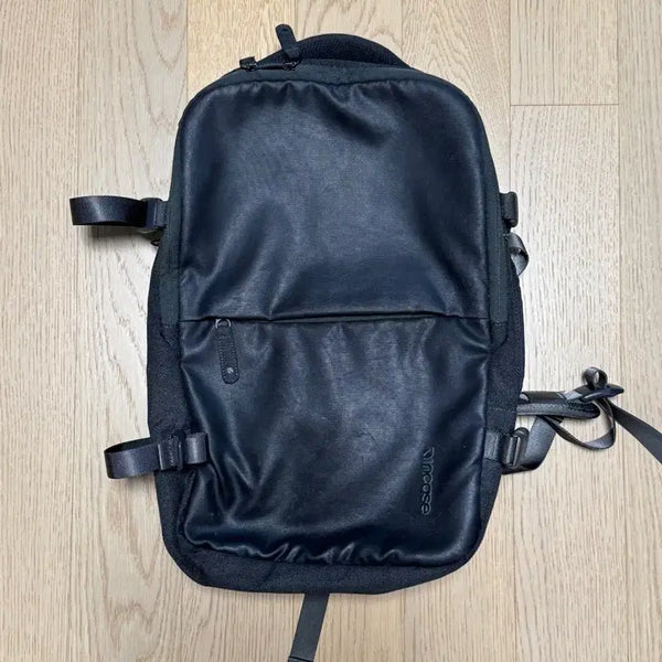 [BUNJANG] Incase EO Travel Backpack Black / 인케이스 EO 트래블 백팩 블랙