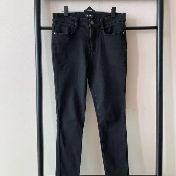[BUNJANG] DKNY Black Jeans / DKNY 블랙진