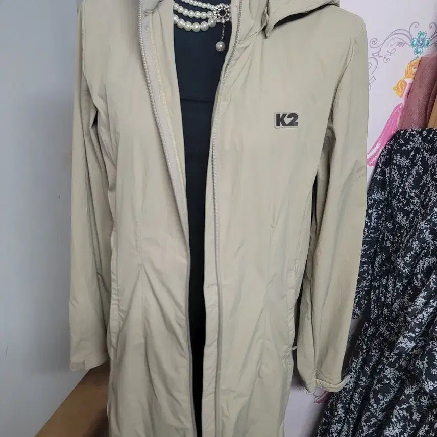 [BUNJANG] K2 Women's Beige Windbreaker Jumper Size 95 / K2 바람막이 점퍼 베이지색 95