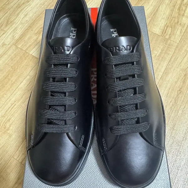 [BUNJANG] Prada All-Black Sneakers / 프라다 올블랙 스니커즈 팝니다 260